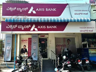 axis bank yadgir